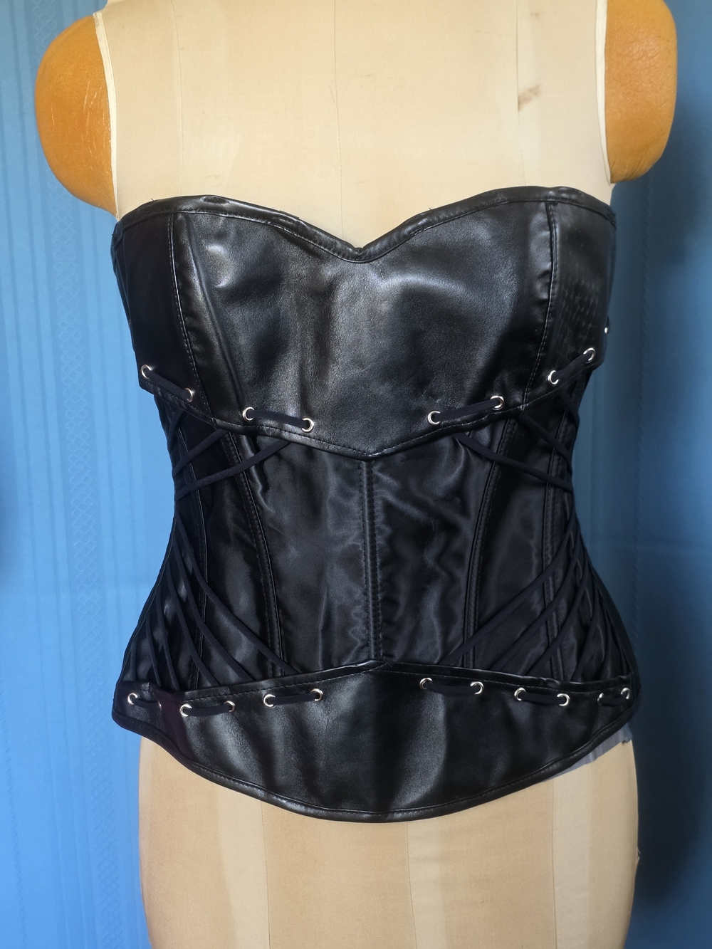 Frederick's of Hollywood Faux Leather Steampunk Gothic Corset Bustier 38 Vtg Y2K